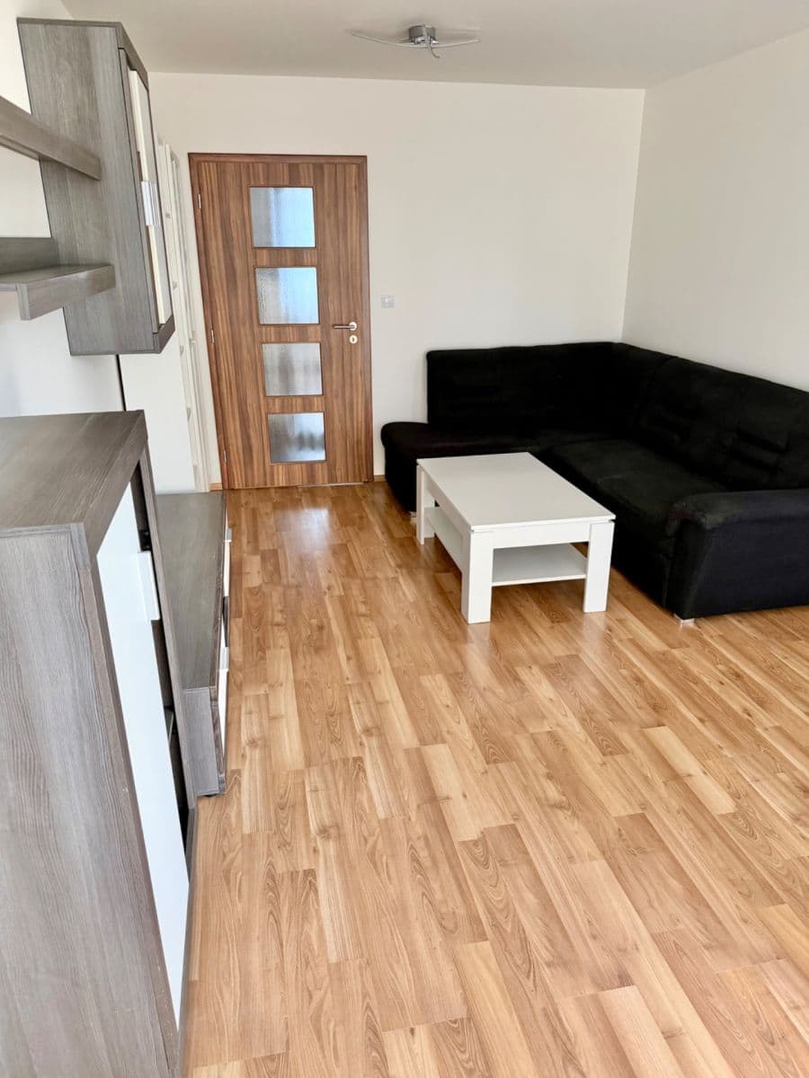 2 bedroom with open-plan kitchen flat to rent, 60 m², Habartická, Prague, Prague 2 bedroom with open-plan kitchen flat to rent, 60 m², Habartická, Prague, Prague