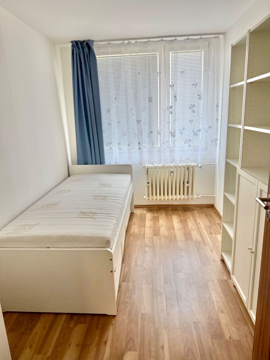 2 bedroom with open-plan kitchen flat to rent, 60 m², Habartická, Prague, Prague 2 bedroom with open-plan kitchen flat to rent, 60 m², Habartická, Prague, Prague