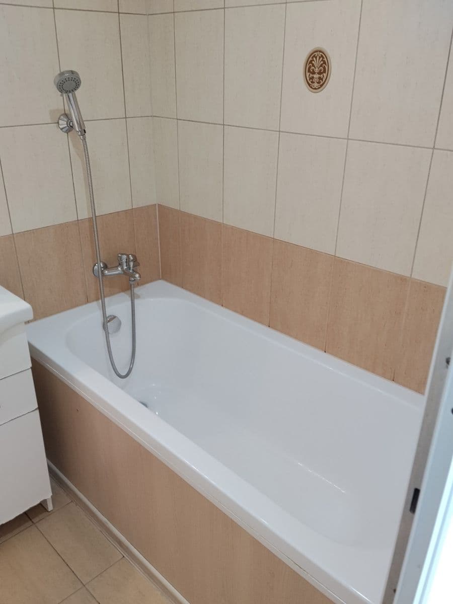2 bedroom flat to rent, 62 m², Březenecká, Chomutov, Ústecký Region 2 bedroom flat to rent, 62 m², Březenecká, Chomutov, Ústecký Region
