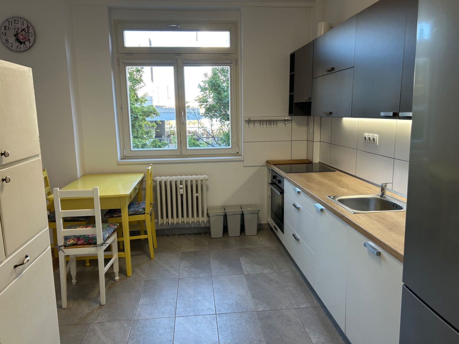 1 bedroom with open-plan kitchen flat to rent, 64 m², Stroupežnického, Prague, Prague 1 bedroom with open-plan kitchen flat to rent, 64 m², Stroupežnického, Prague, Prague
