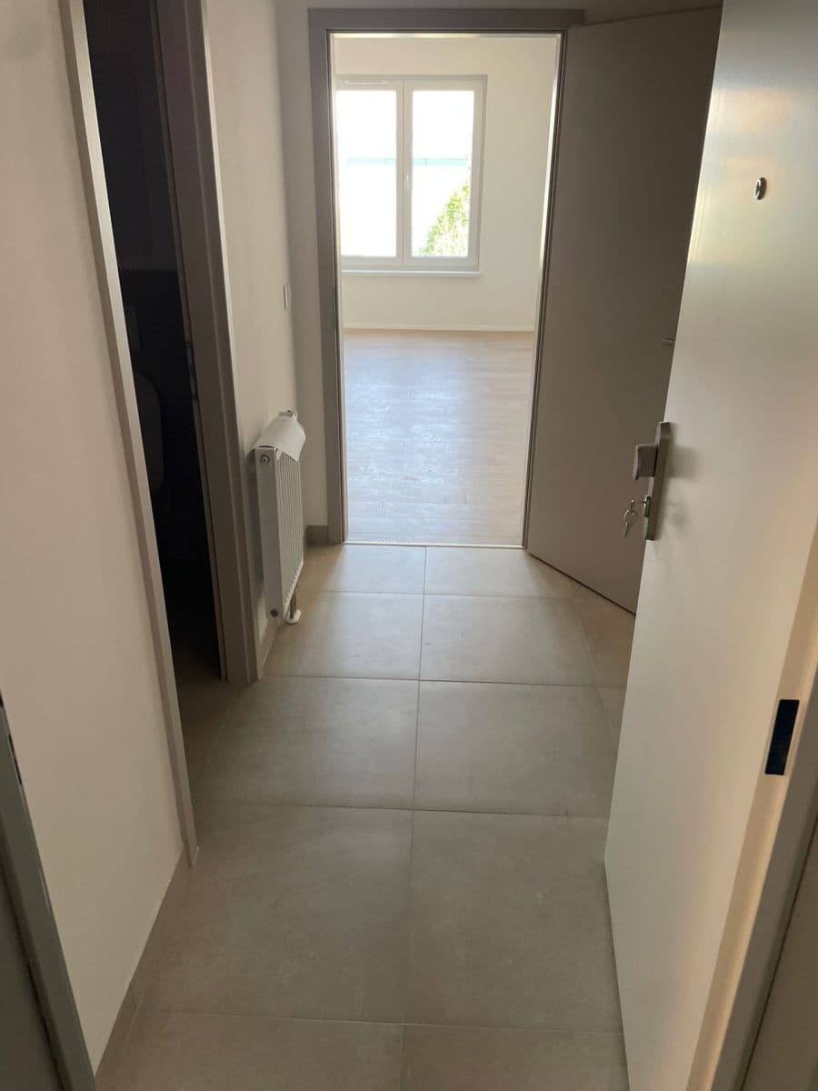 Studio flat to rent, 27 m², Za Penzionem, Mohelnice, Olomoucký Region Studio flat to rent, 27 m², Za Penzionem, Mohelnice, Olomoucký Region