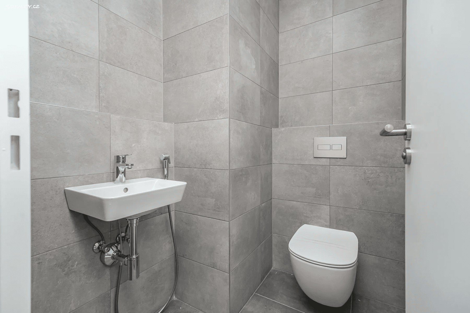 1 bedroom with open-plan kitchen flat to rent, 57 m², Malešická, Prague, Prague 1 bedroom with open-plan kitchen flat to rent, 57 m², Malešická, Prague, Prague