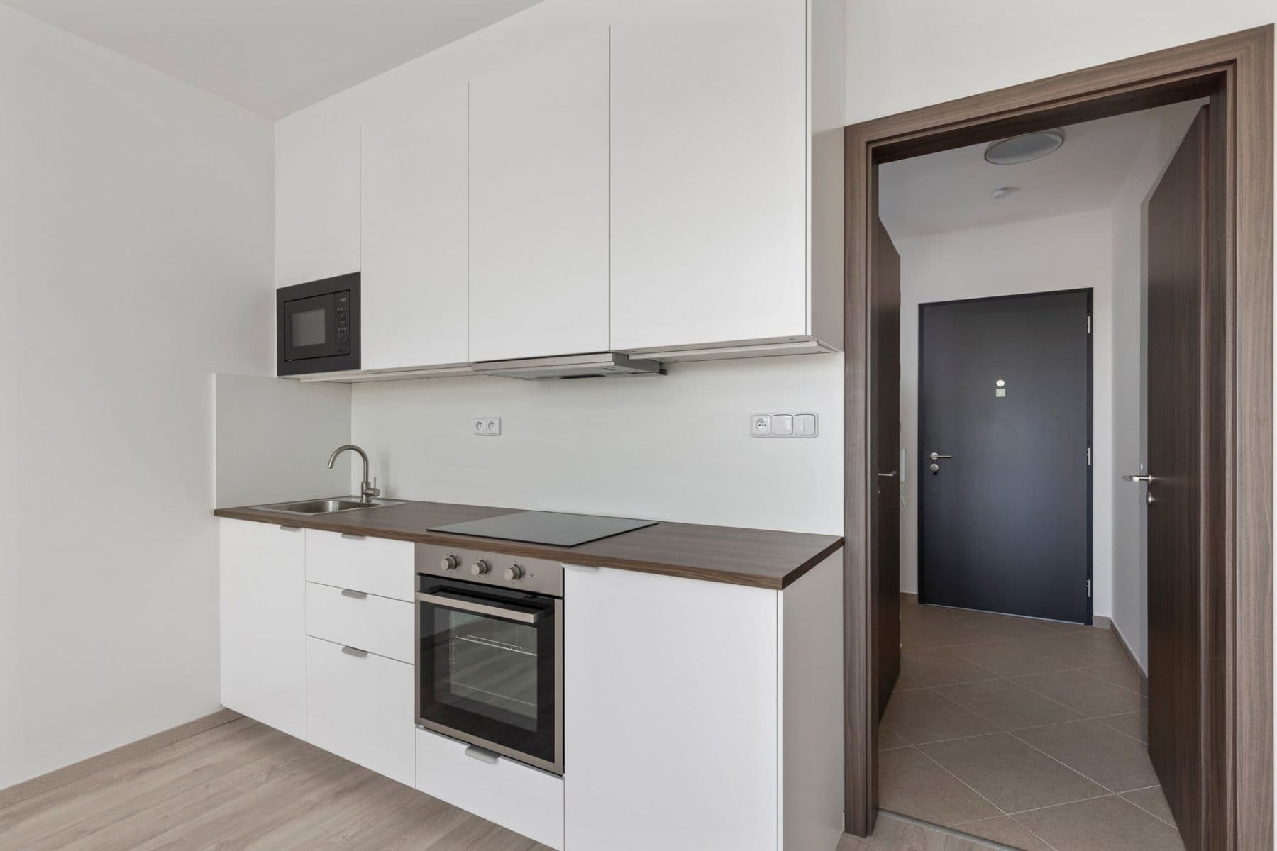 Studio flat to rent, 30 m², Honzíkova, Prague, Prague Studio flat to rent, 30 m², Honzíkova, Prague, Prague