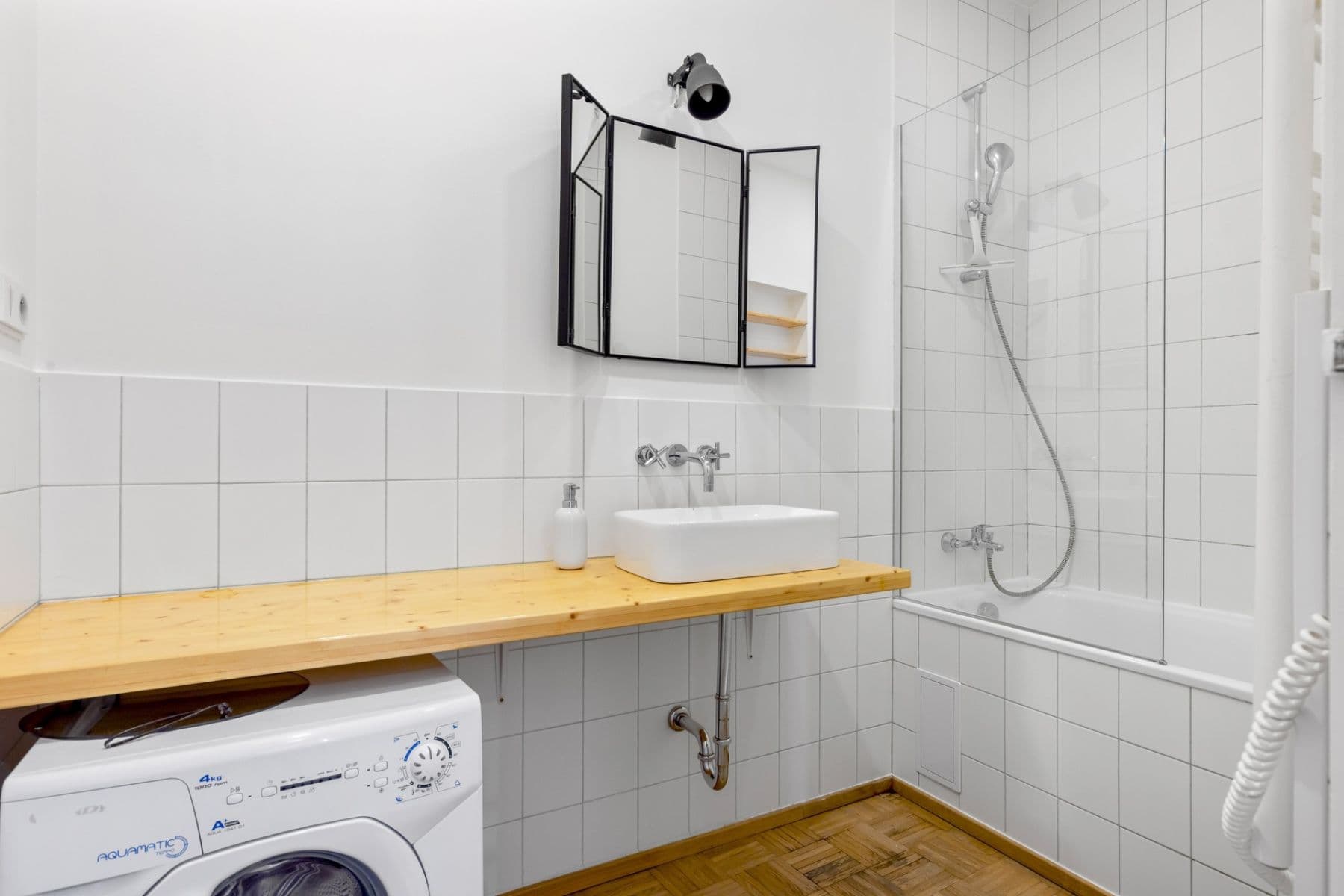 1 bedroom with open-plan kitchen flat to rent, 56 m², Jateční, Prague, Prague 1 bedroom with open-plan kitchen flat to rent, 56 m², Jateční, Prague, Prague
