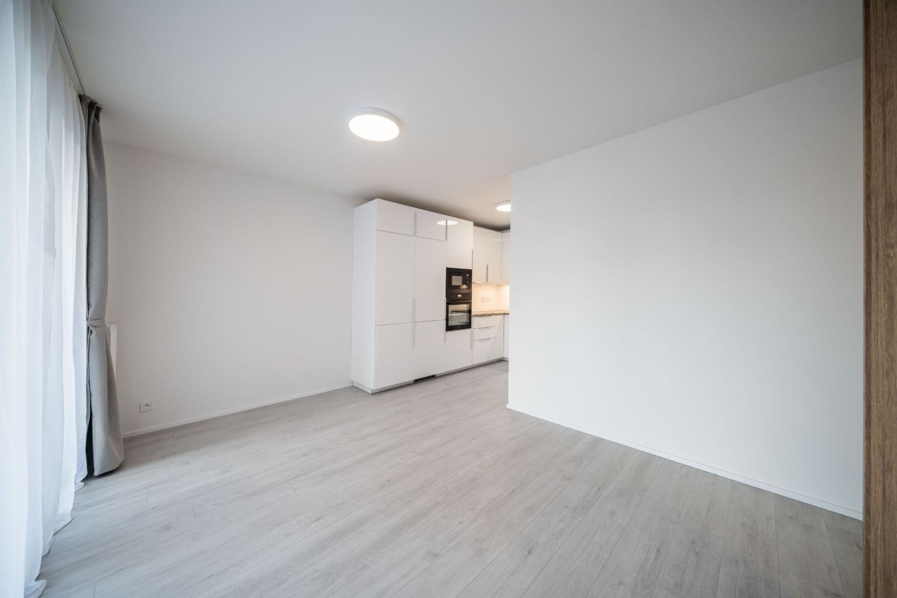 Studio flat to rent, 41 m², Gerstelova, Prague, Prague Studio flat to rent, 41 m², Gerstelova, Prague, Prague