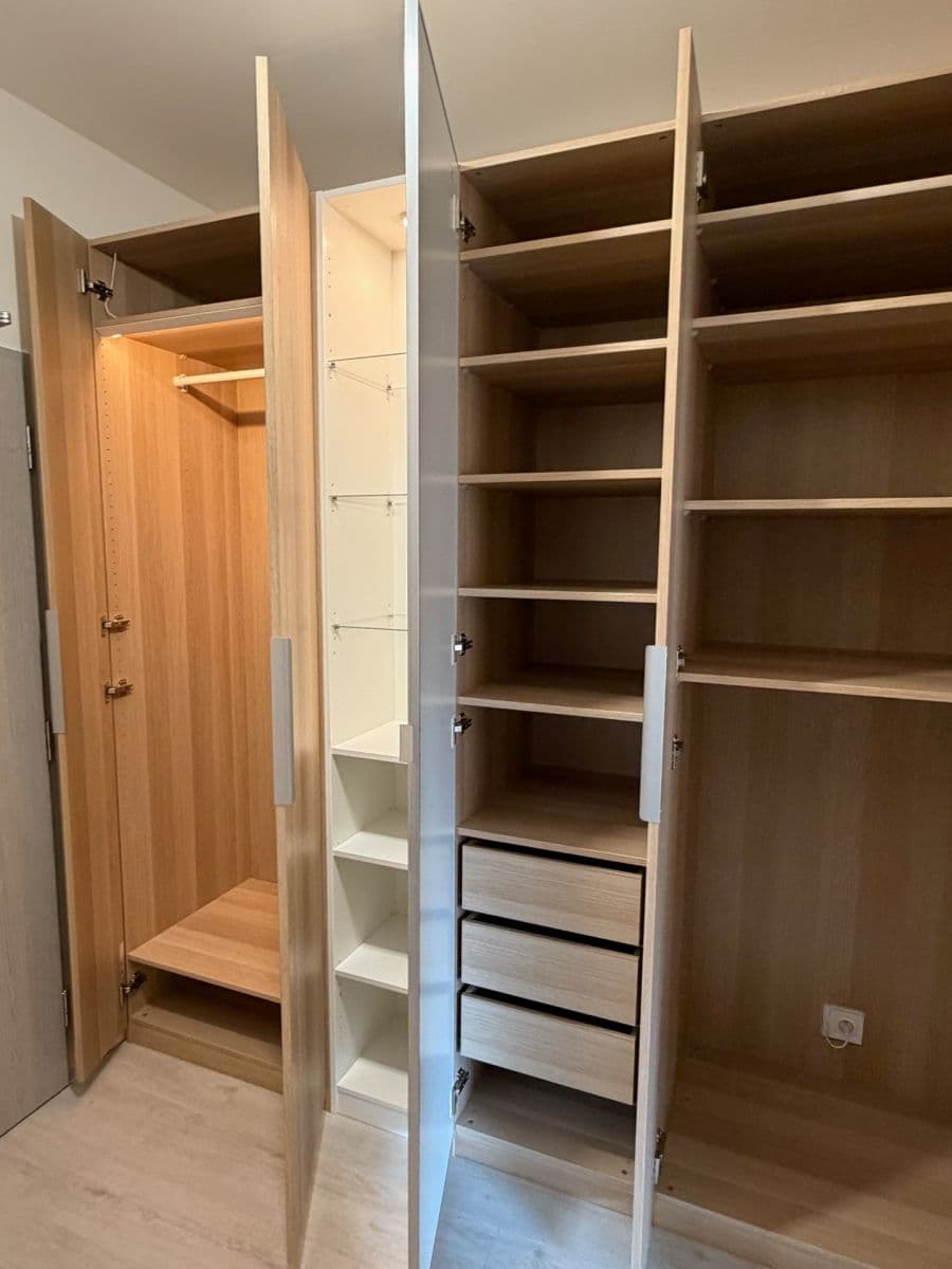 Studio flat to rent, 41 m², Gerstelova, Prague, Prague Studio flat to rent, 41 m², Gerstelova, Prague, Prague