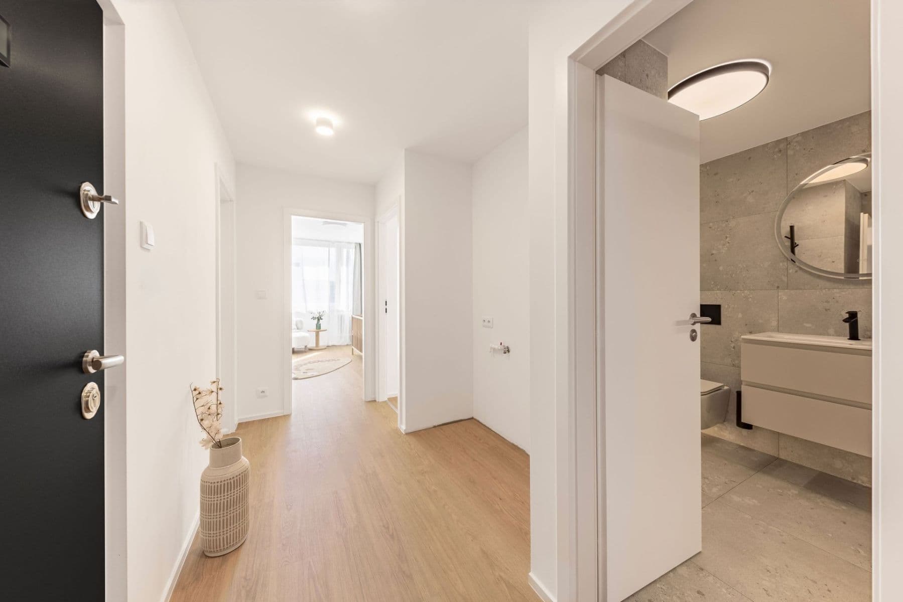 2 bedroom with open-plan kitchen flat for sale, 70 m², Jažlovická, Prague, Prague 2 bedroom with open-plan kitchen flat for sale, 70 m², Jažlovická, Prague, Prague