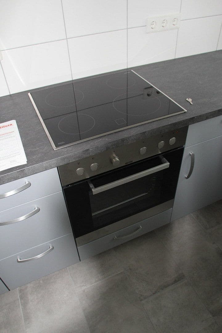 1 bedroom with open-plan kitchen flat to rent, 85 m², Reutlingen, Baden-Württemberg 1 bedroom with open-plan kitchen flat to rent, 85 m², Reutlingen, Baden-Württemberg