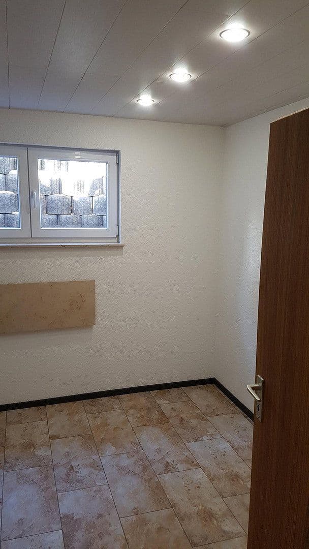 3 bedroom flat to rent, 100 m², Böbingen an der Rems, Baden-Württemberg 3 bedroom flat to rent, 100 m², Böbingen an der Rems, Baden-Württemberg