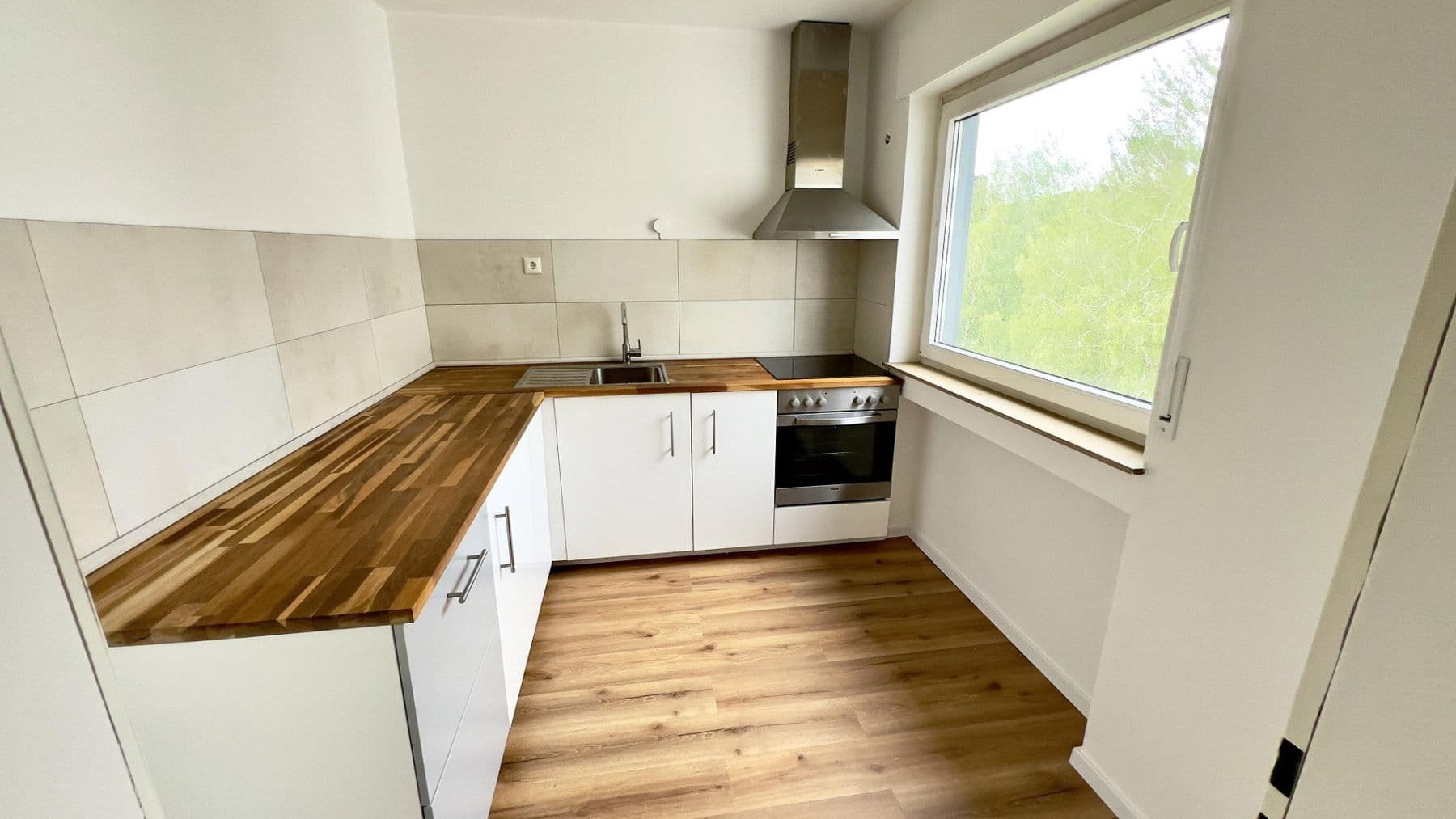 2 bedroom with open-plan kitchen flat to rent, 81 m², Burbecker Str., Gevelsberg, North Rhine-Westphalia 2 bedroom with open-plan kitchen flat to rent, 81 m², Burbecker Str., Gevelsberg, North Rhine-Westphalia