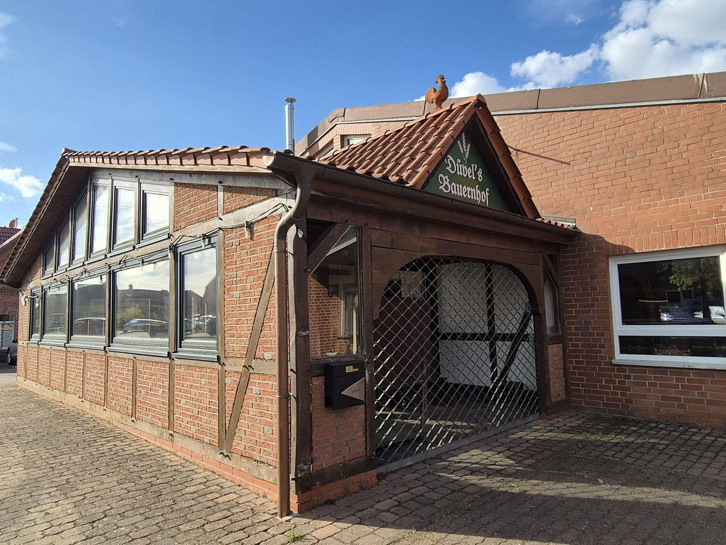 non-residential property to rent, 196 m², Garbsen, Lower Saxony non-residential property to rent, 196 m², Garbsen, Lower Saxony