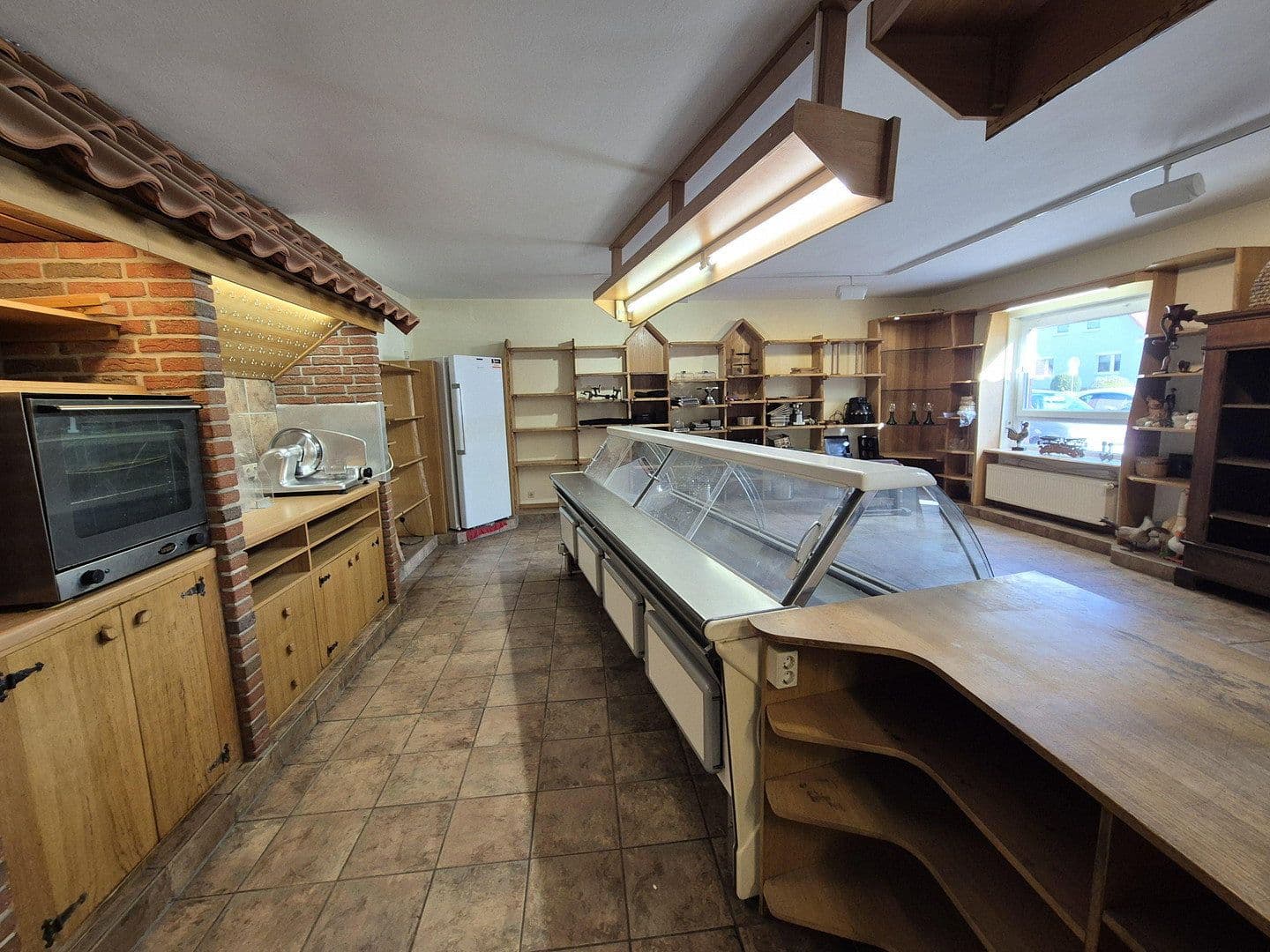 non-residential property to rent, 196 m², Garbsen, Lower Saxony non-residential property to rent, 196 m², Garbsen, Lower Saxony
