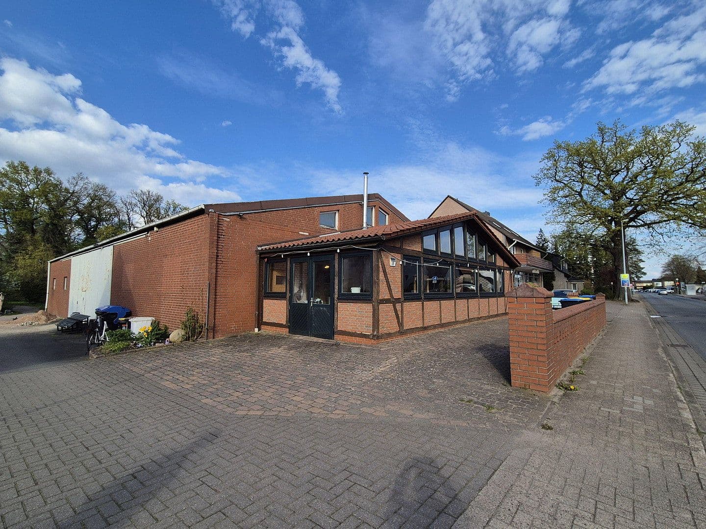 non-residential property to rent, 196 m², Garbsen, Lower Saxony non-residential property to rent, 196 m², Garbsen, Lower Saxony
