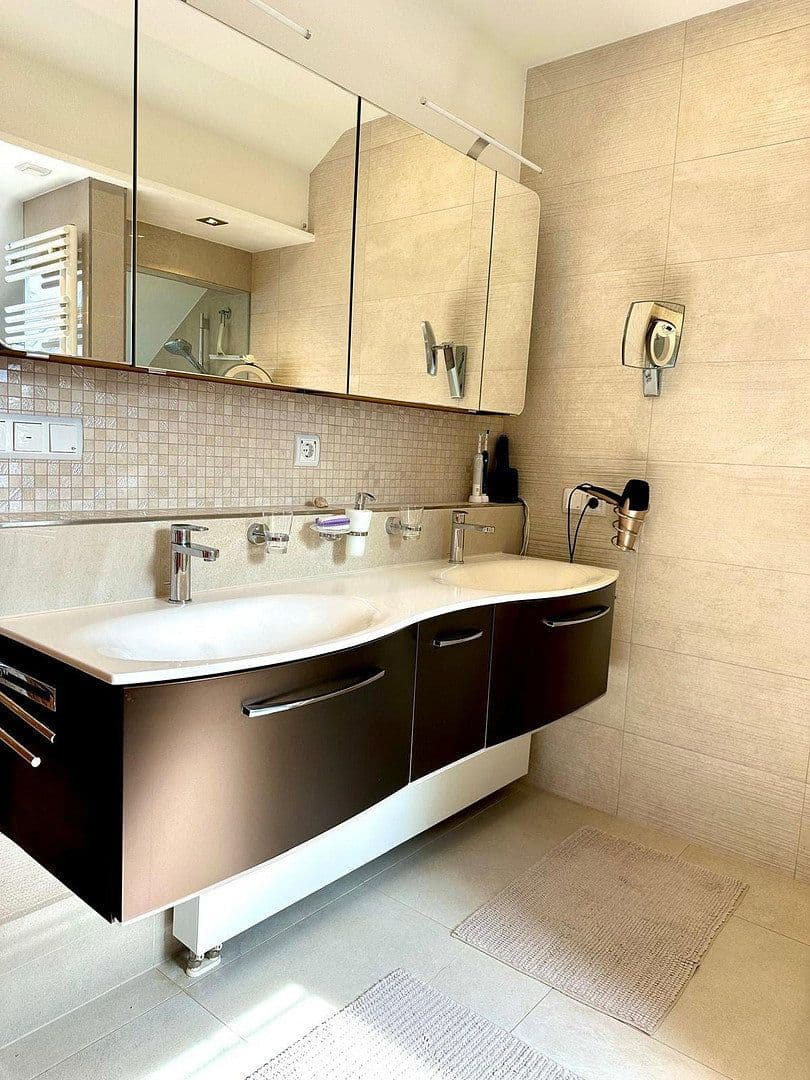 house for sale, 258 m², Zell am Moos, Upper Austria house for sale, 258 m², Zell am Moos, Upper Austria