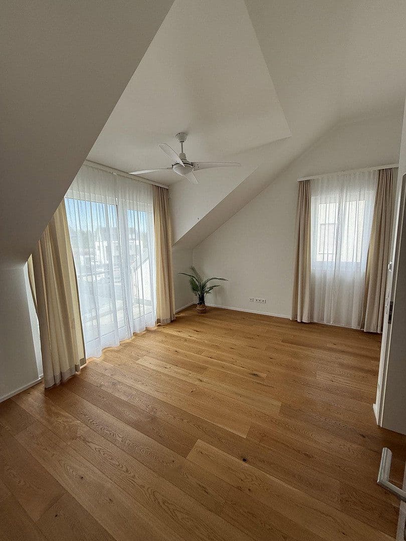 house to rent, 185 m², An der Riedhohl 19, Bad Homburg vor der Höhe, Hesse house to rent, 185 m², An der Riedhohl 19, Bad Homburg vor der Höhe, Hesse