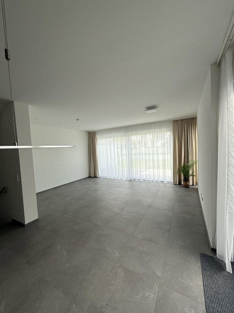 house to rent, 185 m², An der Riedhohl 19, Bad Homburg vor der Höhe, Hesse house to rent, 185 m², An der Riedhohl 19, Bad Homburg vor der Höhe, Hesse