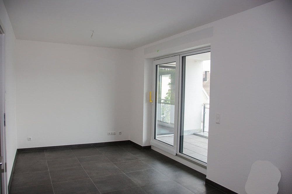 5 bedroom flat to rent, 170 m², Niederkassel, North Rhine-Westphalia 5 bedroom flat to rent, 170 m², Niederkassel, North Rhine-Westphalia