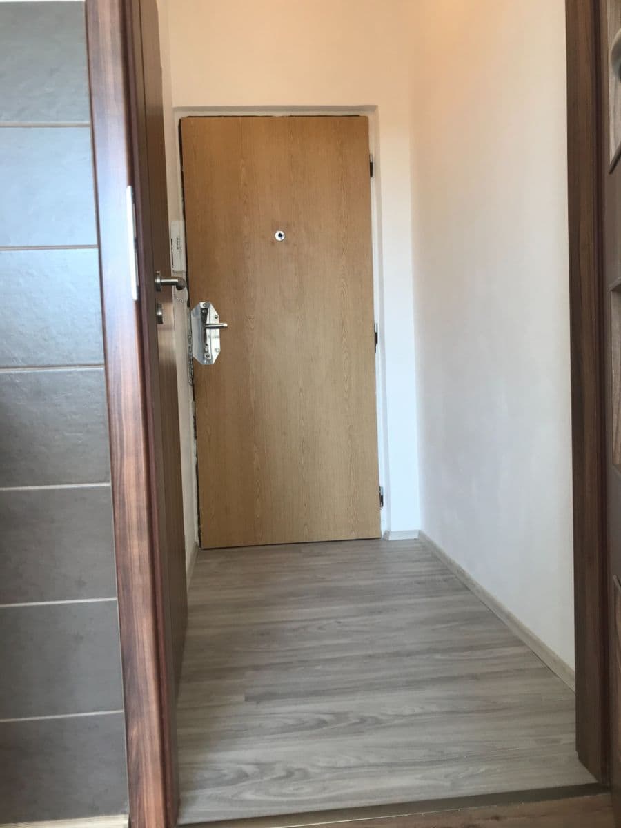 1 bedroom flat to rent, 36 m², Nade Mží, Plzeň, Plzeňský Region 1 bedroom flat to rent, 36 m², Nade Mží, Plzeň, Plzeňský Region