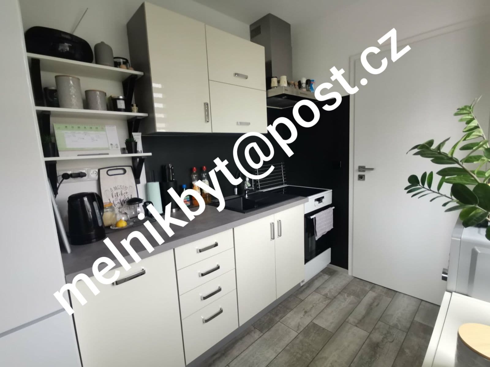 3 bedroom flat for sale, 62 m², Kosmonautů, Mělník, Středočeský Region 3 bedroom flat for sale, 62 m², Kosmonautů, Mělník, Středočeský Region