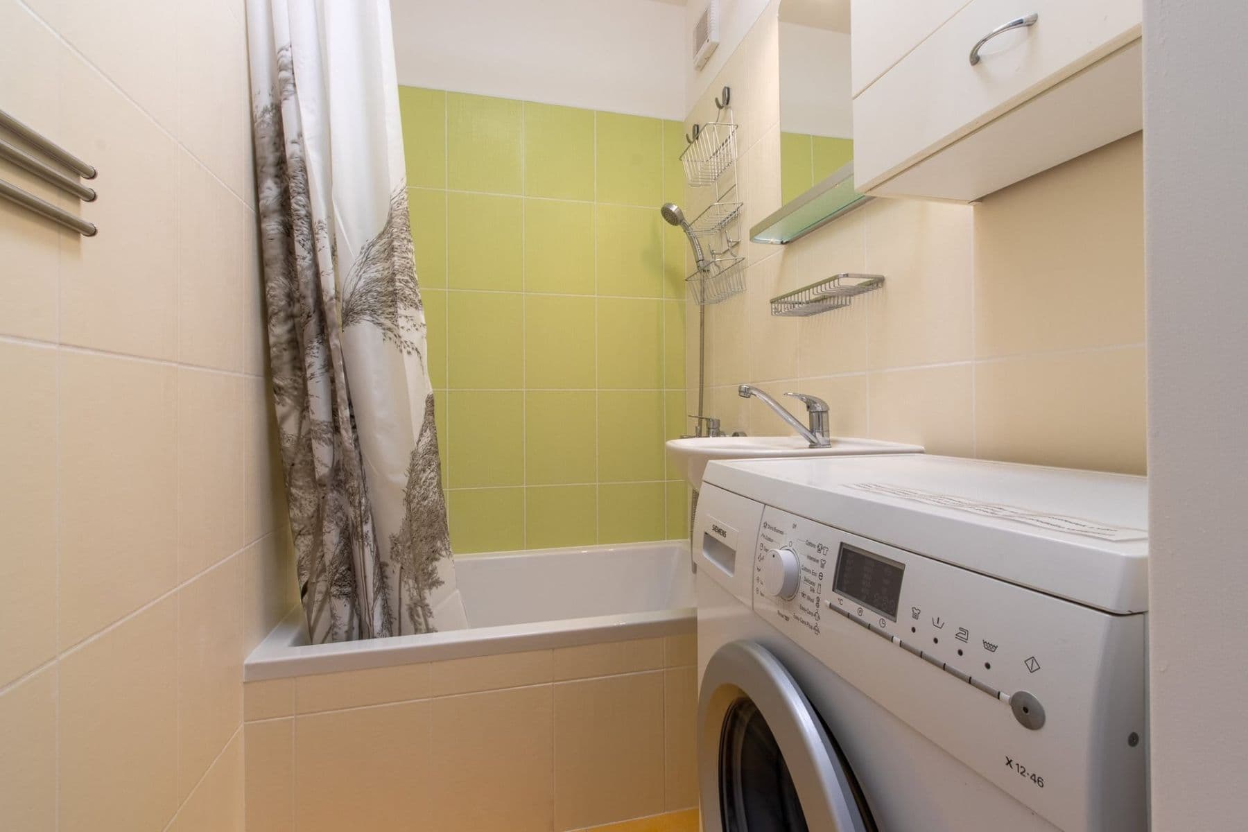 1 bedroom with open-plan kitchen flat to rent, 39 m², Bryksova, Prague, Prague 1 bedroom with open-plan kitchen flat to rent, 39 m², Bryksova, Prague, Prague