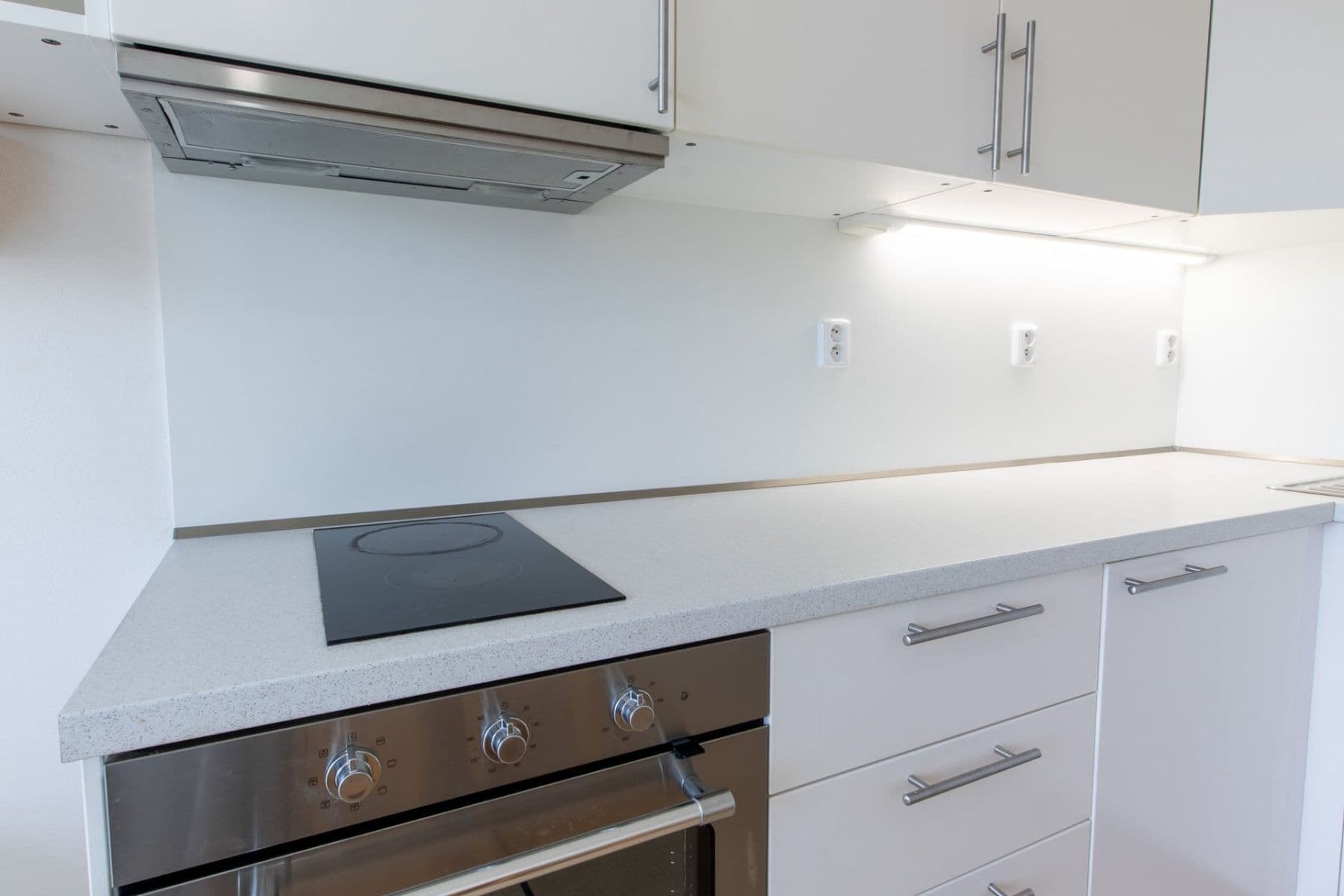 1 bedroom with open-plan kitchen flat to rent, 39 m², Bryksova, Prague, Prague 1 bedroom with open-plan kitchen flat to rent, 39 m², Bryksova, Prague, Prague