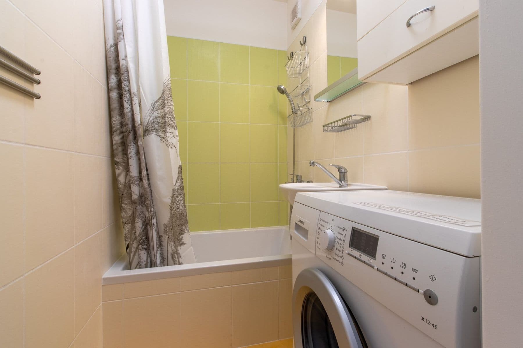 1 bedroom with open-plan kitchen flat to rent, 39 m², Bryksova, Prague, Prague 1 bedroom with open-plan kitchen flat to rent, 39 m², Bryksova, Prague, Prague