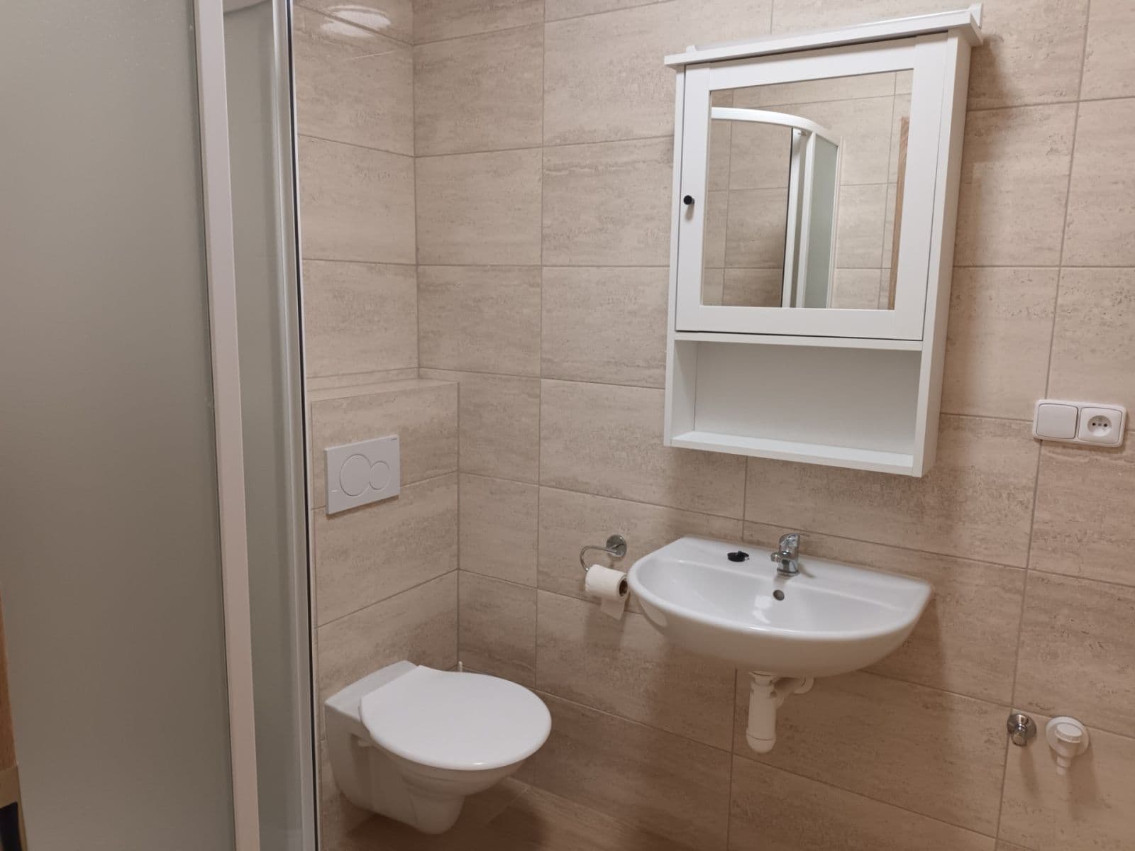 1 bedroom with open-plan kitchen flat to rent, 35 m², Holečkova, Prague, Prague 1 bedroom with open-plan kitchen flat to rent, 35 m², Holečkova, Prague, Prague