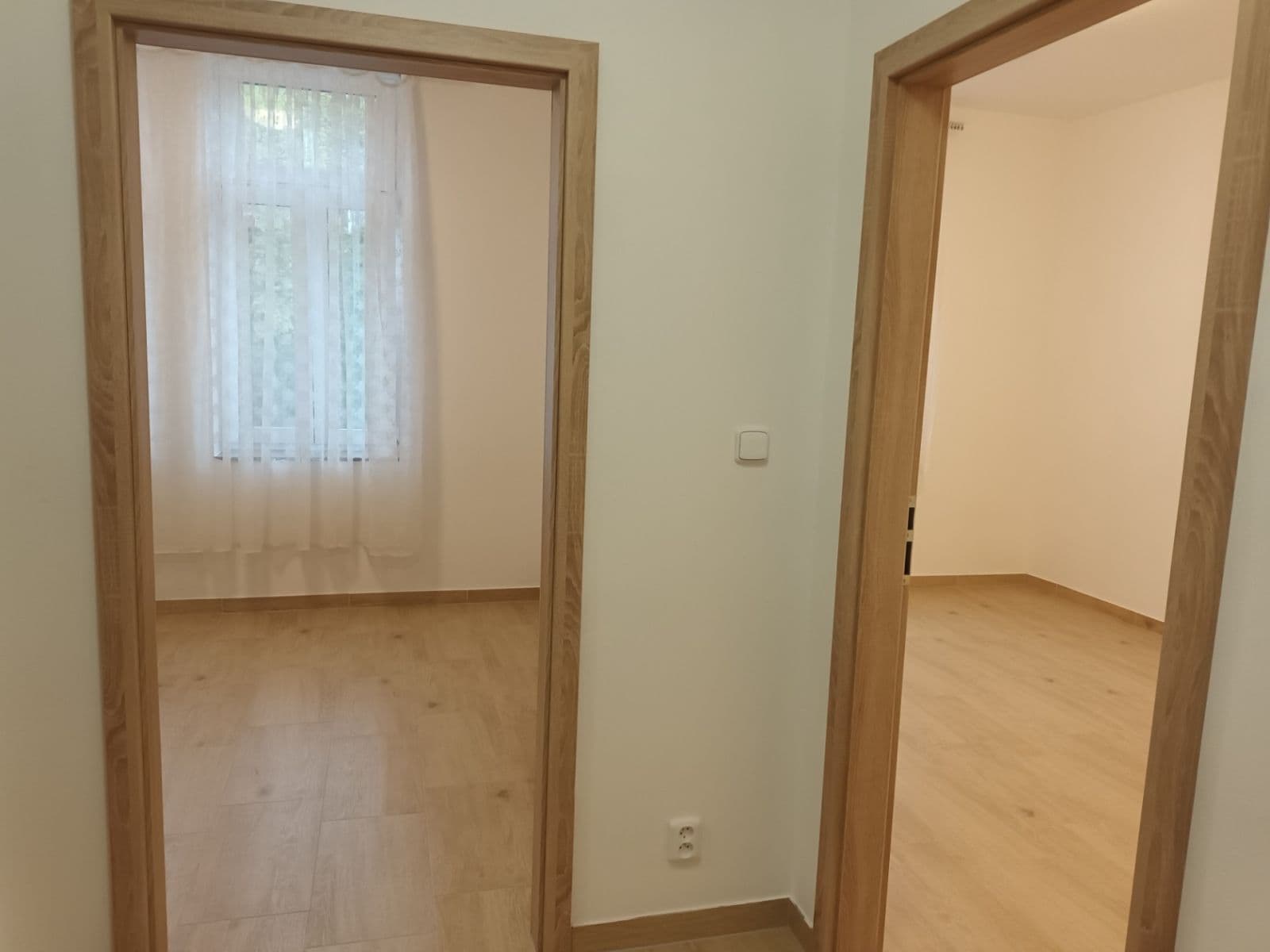 1 bedroom with open-plan kitchen flat to rent, 31 m², Holečkova, Prague, Prague 1 bedroom with open-plan kitchen flat to rent, 31 m², Holečkova, Prague, Prague