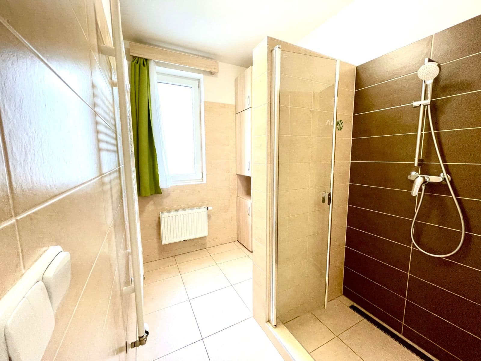 2 bedroom with open-plan kitchen flat to rent, 88 m², Cukrova, Prague, Prague 2 bedroom with open-plan kitchen flat to rent, 88 m², Cukrova, Prague, Prague