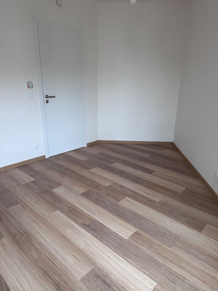 2 bedroom with open-plan kitchen flat to rent, 77 m², Kolmanova, Prague, Prague 2 bedroom with open-plan kitchen flat to rent, 77 m², Kolmanova, Prague, Prague