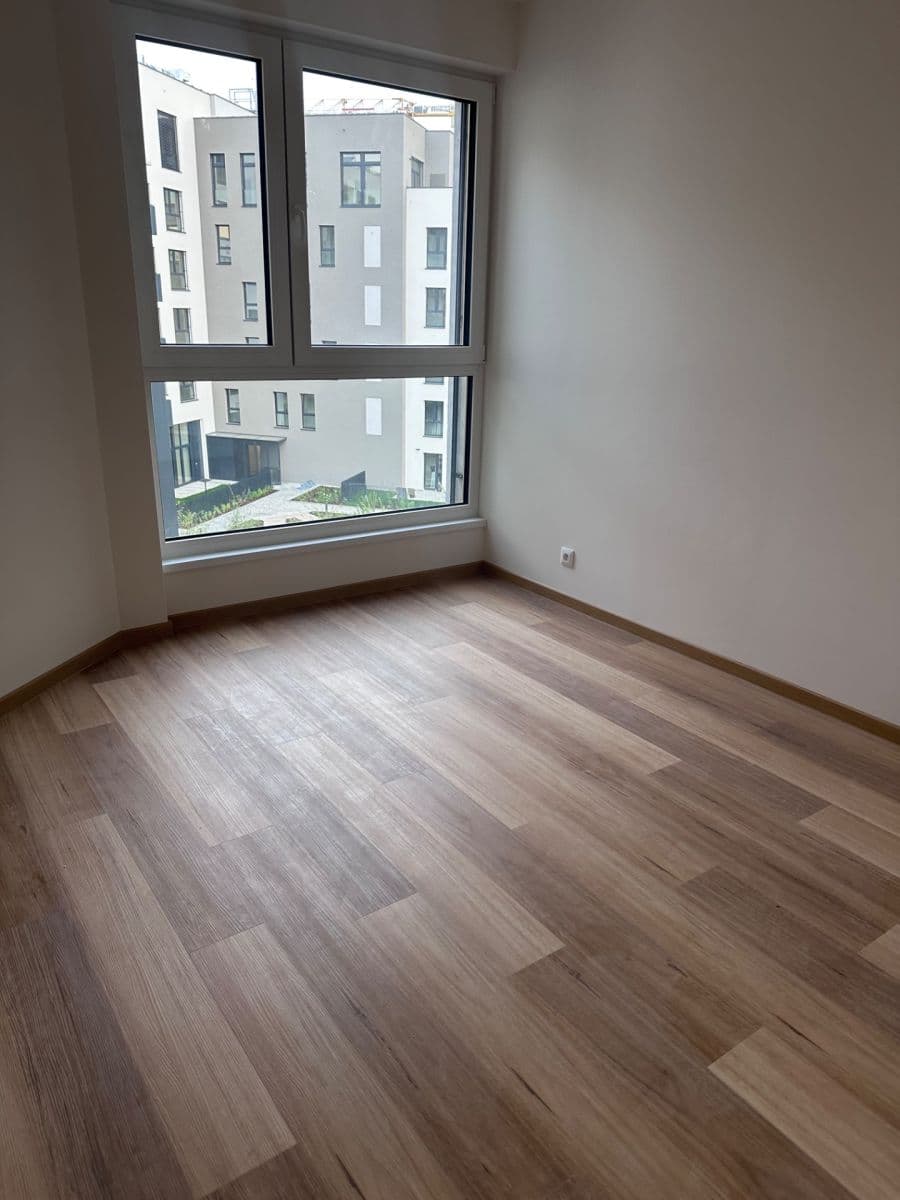 2 bedroom with open-plan kitchen flat to rent, 77 m², Kolmanova, Prague, Prague 2 bedroom with open-plan kitchen flat to rent, 77 m², Kolmanova, Prague, Prague