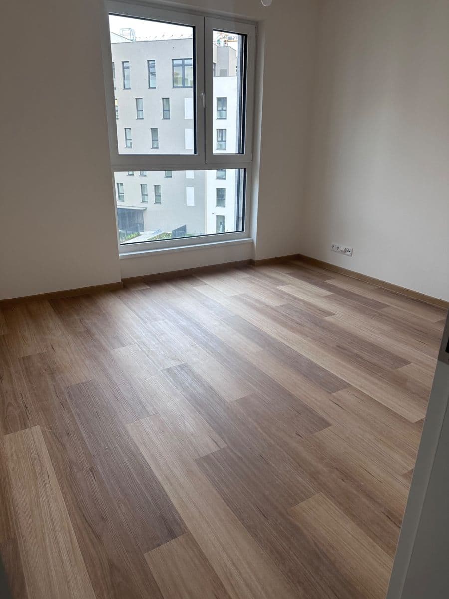 2 bedroom with open-plan kitchen flat to rent, 77 m², Kolmanova, Prague, Prague 2 bedroom with open-plan kitchen flat to rent, 77 m², Kolmanova, Prague, Prague