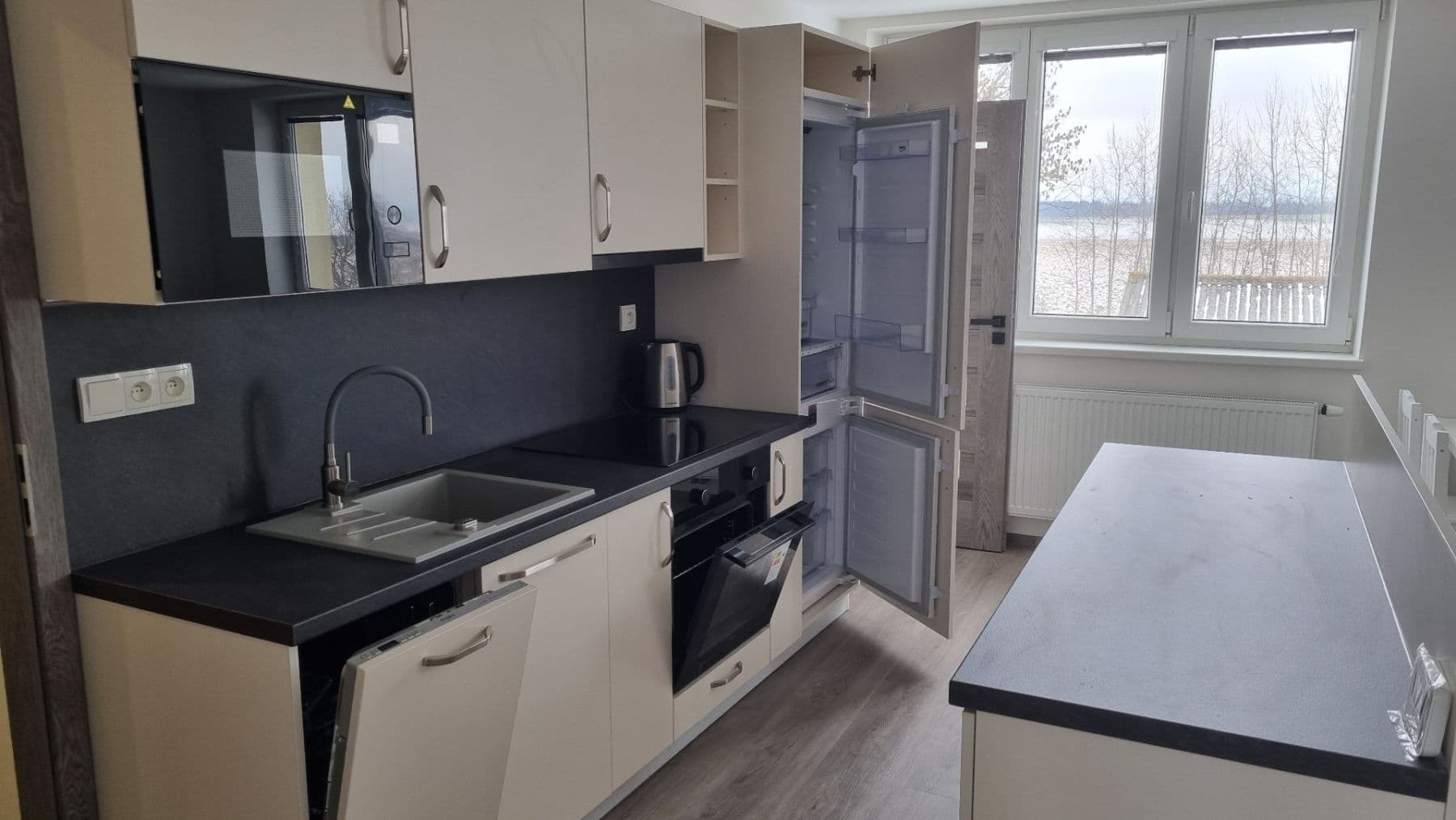 2 bedroom with open-plan kitchen flat to rent, 77 m², Vendolí, Pardubický Region 2 bedroom with open-plan kitchen flat to rent, 77 m², Vendolí, Pardubický Region