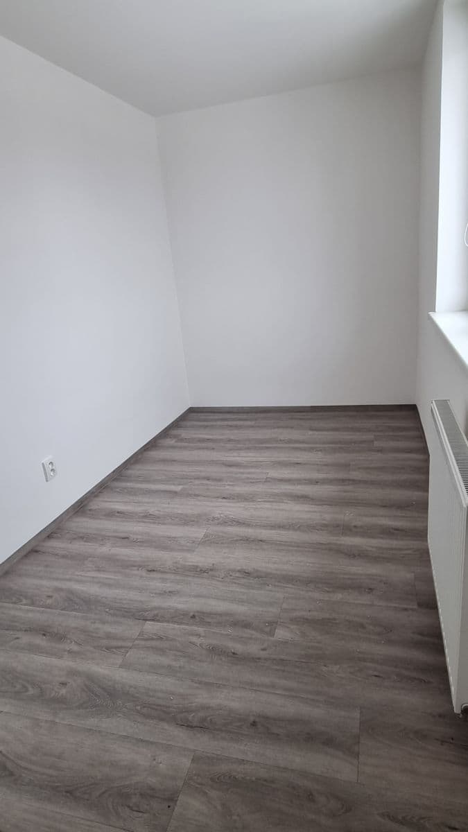 2 bedroom with open-plan kitchen flat to rent, 77 m², Vendolí, Pardubický Region 2 bedroom with open-plan kitchen flat to rent, 77 m², Vendolí, Pardubický Region