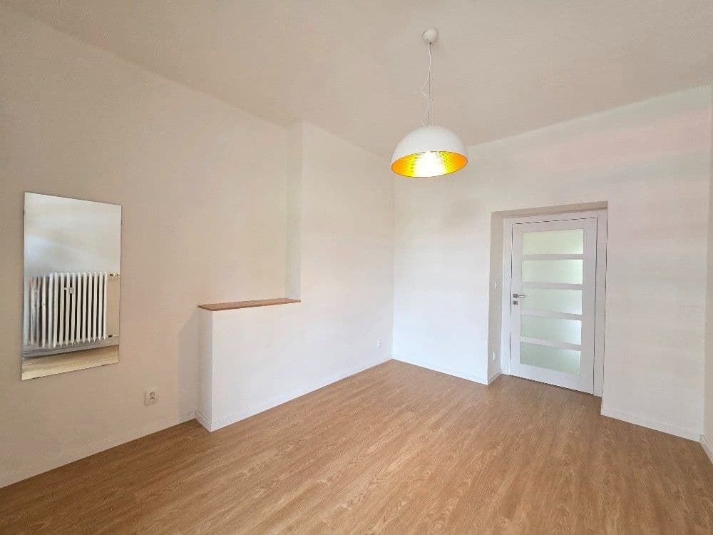 1 bedroom with open-plan kitchen flat for sale, 52 m², Kubánské náměstí, Prague, Prague 1 bedroom with open-plan kitchen flat for sale, 52 m², Kubánské náměstí, Prague, Prague