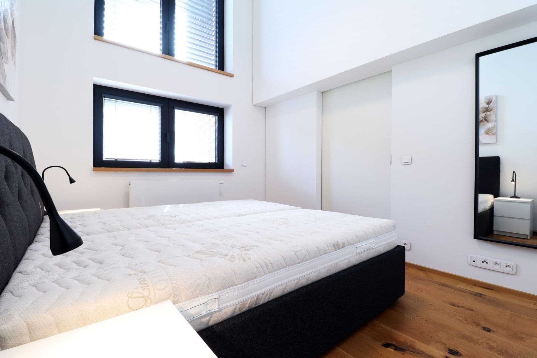 1 bedroom with open-plan kitchen flat to rent, 55 m², Naskové, Prague, Prague 1 bedroom with open-plan kitchen flat to rent, 55 m², Naskové, Prague, Prague