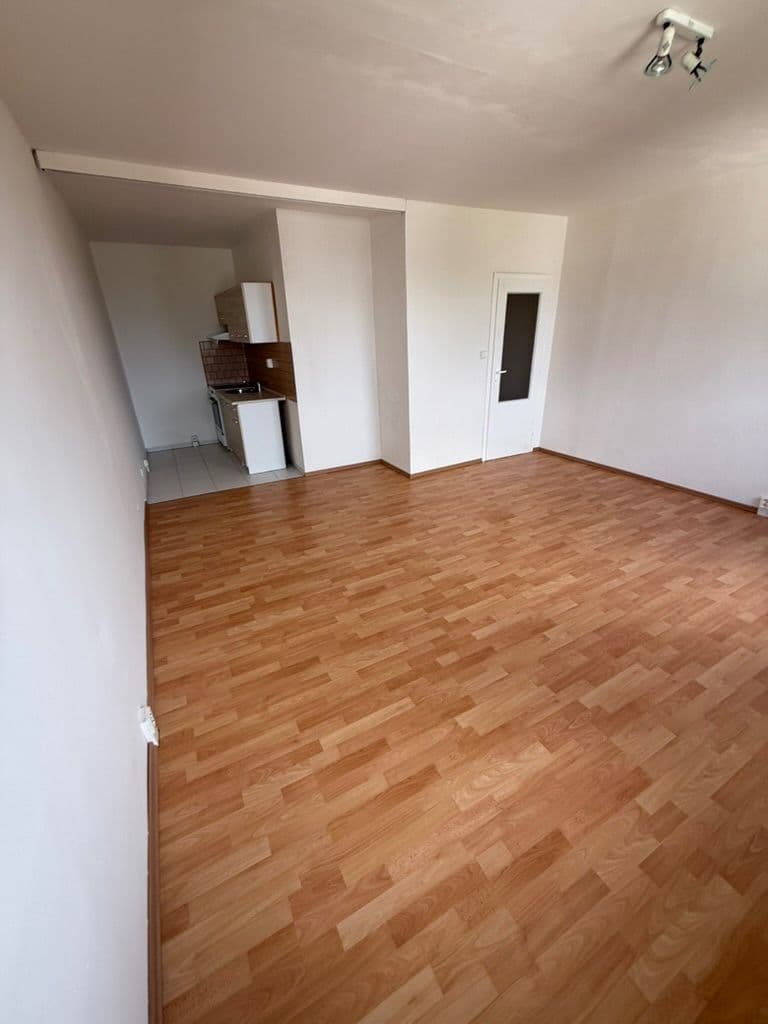 1 bedroom flat to rent, 32 m², Unčínská, Teplice, Ústecký Region 1 bedroom flat to rent, 32 m², Unčínská, Teplice, Ústecký Region