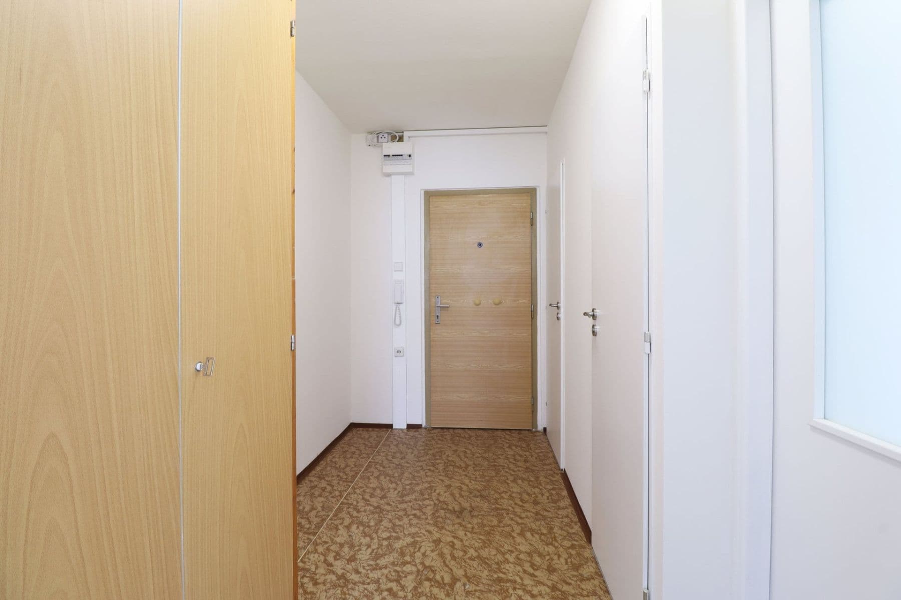 1 bedroom with open-plan kitchen flat to rent, 43 m², Přecechtělova, Prague, Prague 1 bedroom with open-plan kitchen flat to rent, 43 m², Přecechtělova, Prague, Prague