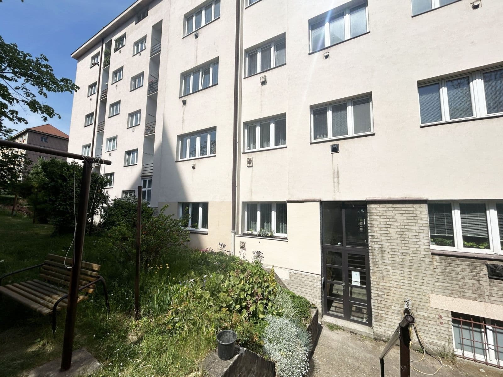 1 bedroom with open-plan kitchen flat to rent, 47 m², Jihlavská, Prague, Prague 1 bedroom with open-plan kitchen flat to rent, 47 m², Jihlavská, Prague, Prague