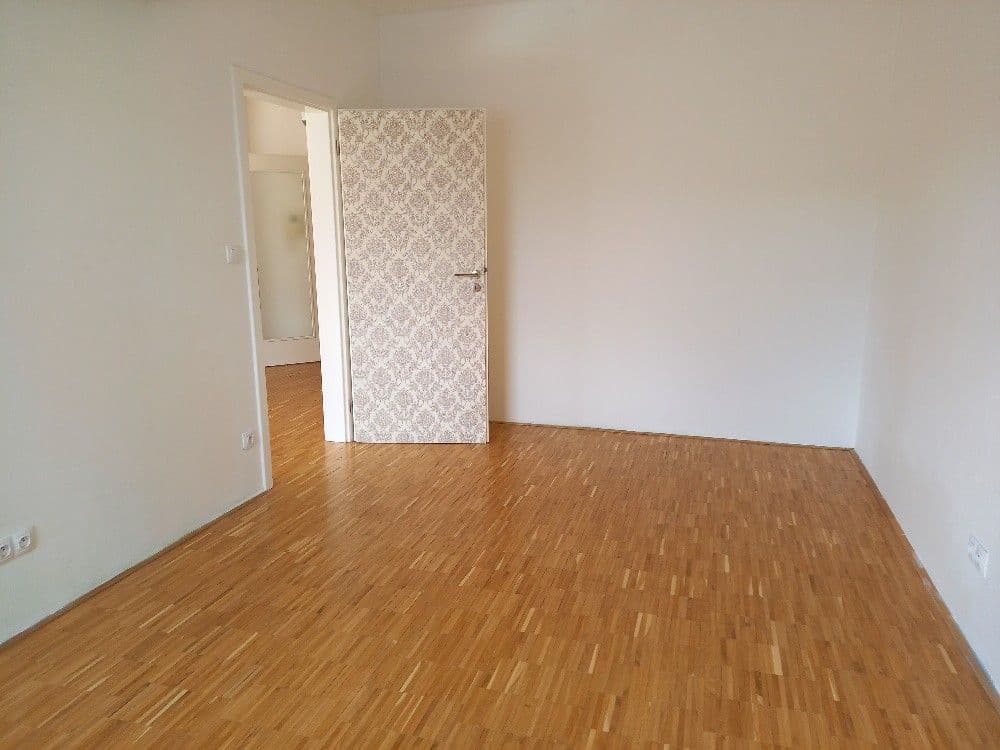 1 bedroom with open-plan kitchen flat to rent, 65 m², Šafaříkovy sady, Plzeň, Plzeňský Region 1 bedroom with open-plan kitchen flat to rent, 65 m², Šafaříkovy sady, Plzeň, Plzeňský Region