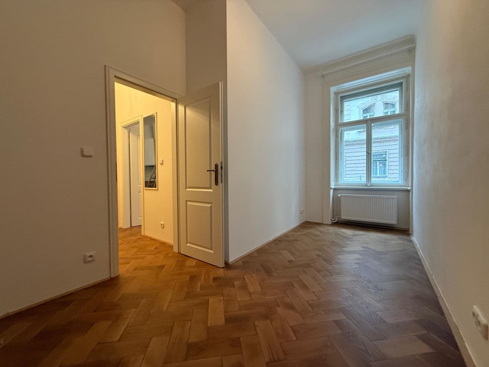 3 bedroom with open-plan kitchen flat to rent, 85 m², Záhořanského, Prague, Prague 3 bedroom with open-plan kitchen flat to rent, 85 m², Záhořanského, Prague, Prague