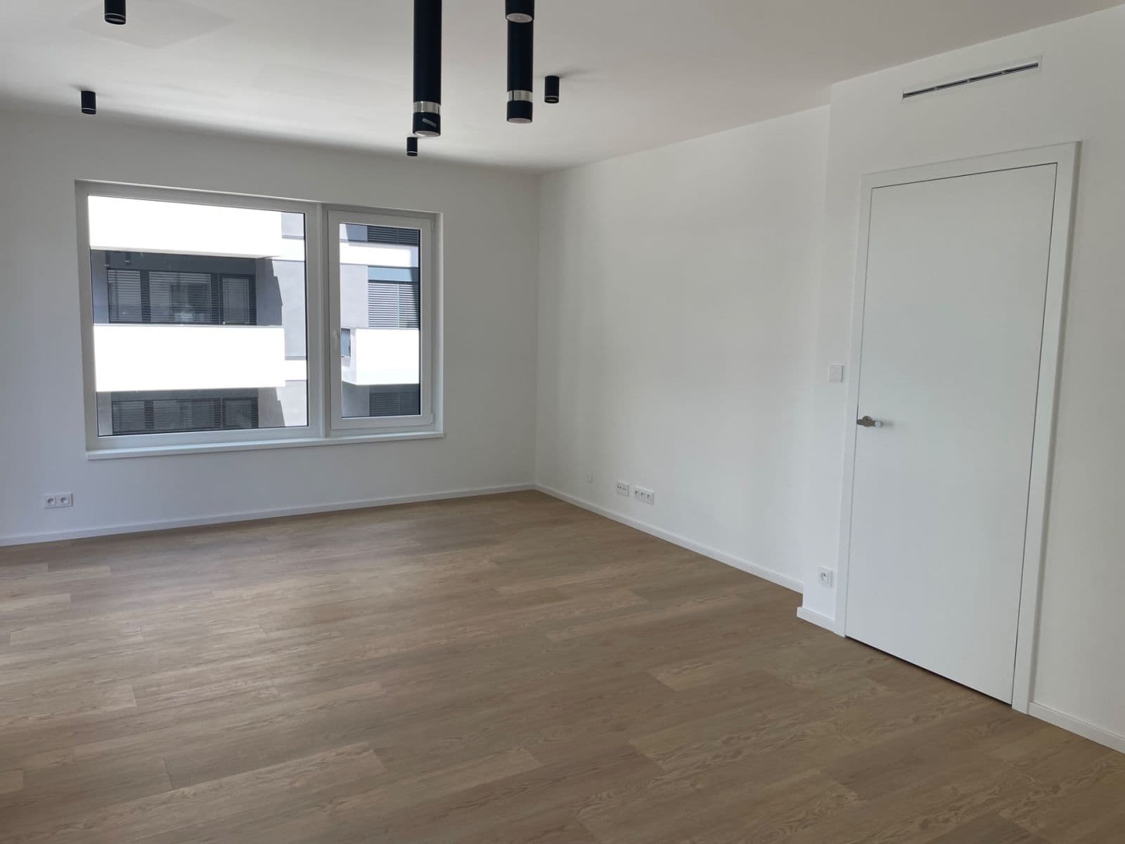 1 bedroom with open-plan kitchen flat to rent, 73 m², Hábova, Prague, Prague 1 bedroom with open-plan kitchen flat to rent, 73 m², Hábova, Prague, Prague