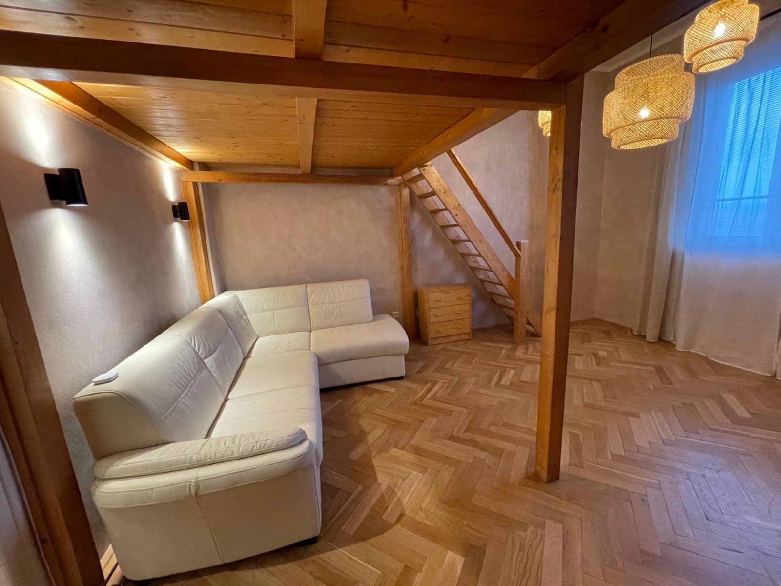 1 bedroom flat to rent, 31 m², 28. pluku, Prague, Prague 1 bedroom flat to rent, 31 m², 28. pluku, Prague, Prague