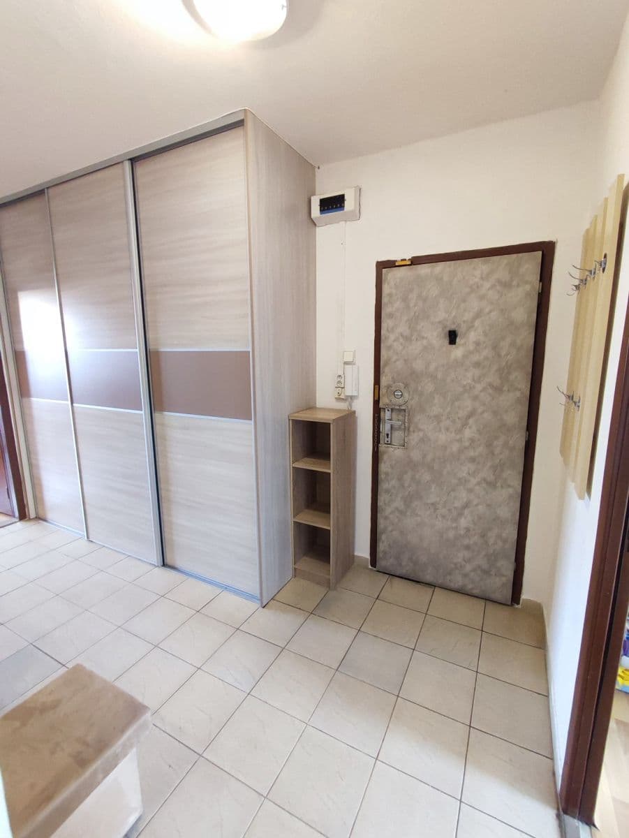 3 bedroom flat to rent, 74 m², Rovniankova, Petržalka, Bratislavský Region 3 bedroom flat to rent, 74 m², Rovniankova, Petržalka, Bratislavský Region