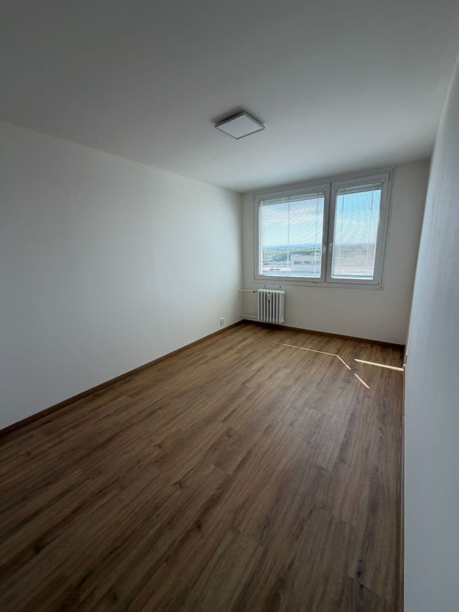 1 bedroom with open-plan kitchen flat to rent, 43 m², Mnichovická, Prague, Prague 1 bedroom with open-plan kitchen flat to rent, 43 m², Mnichovická, Prague, Prague