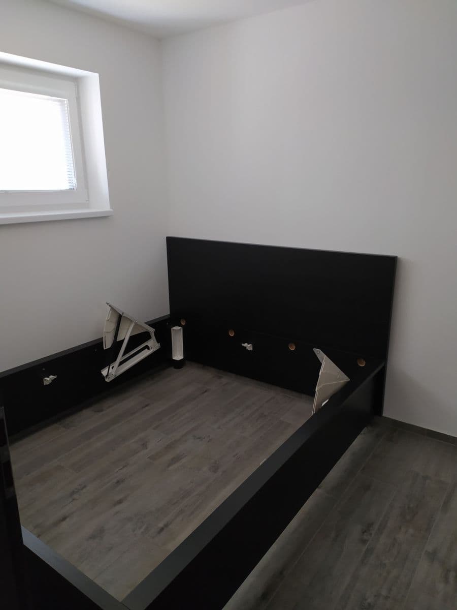 1 bedroom with open-plan kitchen flat to rent, 42 m², Čisovická, Mníšek pod Brdy, Středočeský Region 1 bedroom with open-plan kitchen flat to rent, 42 m², Čisovická, Mníšek pod Brdy, Středočeský Region