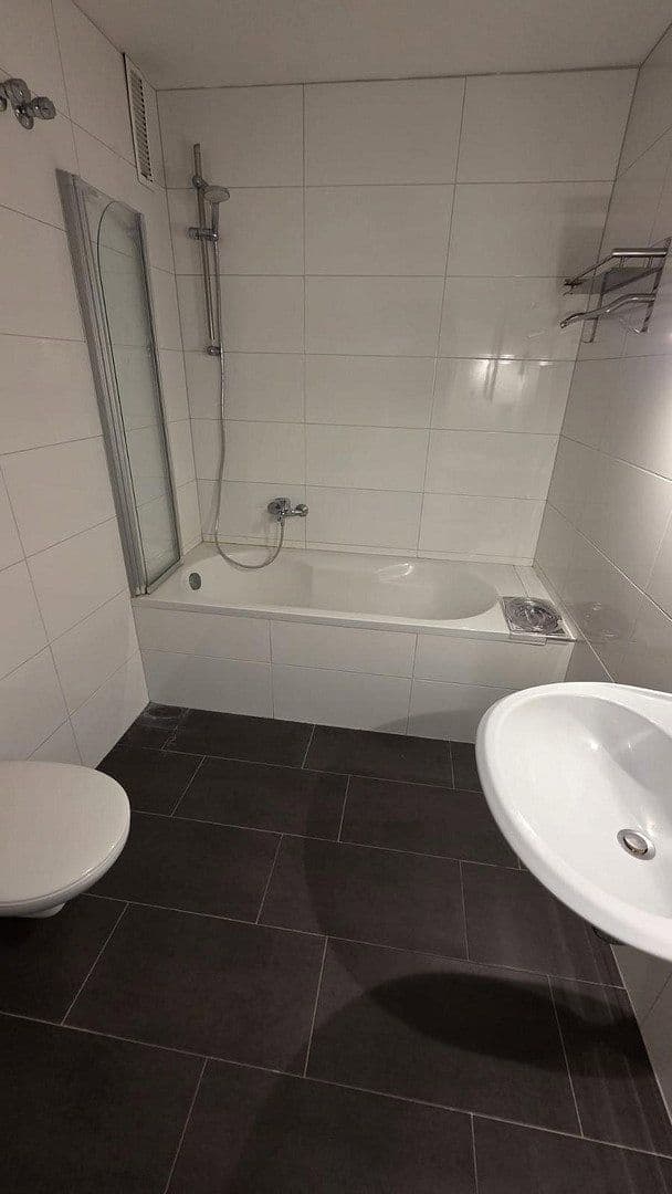 3 bedroom flat to rent, 111 m², Steinheimer Straße 219, Horn-Bad Meinberg, North Rhine-Westphalia 3 bedroom flat to rent, 111 m², Steinheimer Straße 219, Horn-Bad Meinberg, North Rhine-Westphalia