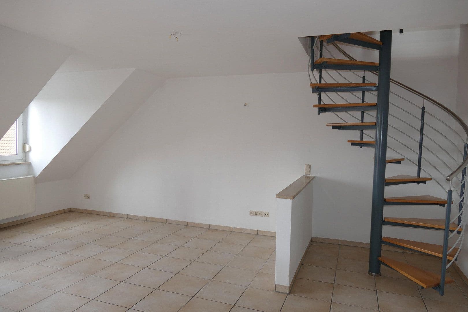 4 bedroom flat to rent, 116 m², Marienstraße 11, Hirschaid, Bavaria 4 bedroom flat to rent, 116 m², Marienstraße 11, Hirschaid, Bavaria