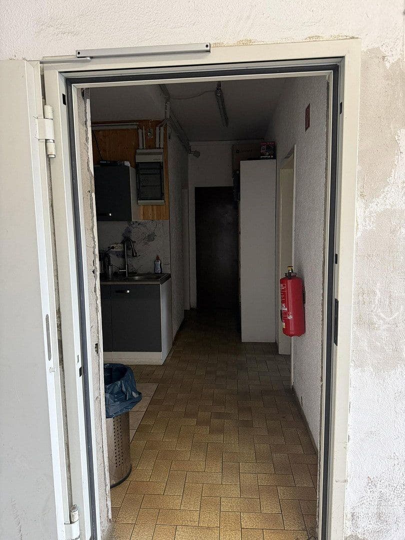 non-residential property to rent, 1,215 m², Klingenberg am Main, Bavaria non-residential property to rent, 1,215 m², Klingenberg am Main, Bavaria