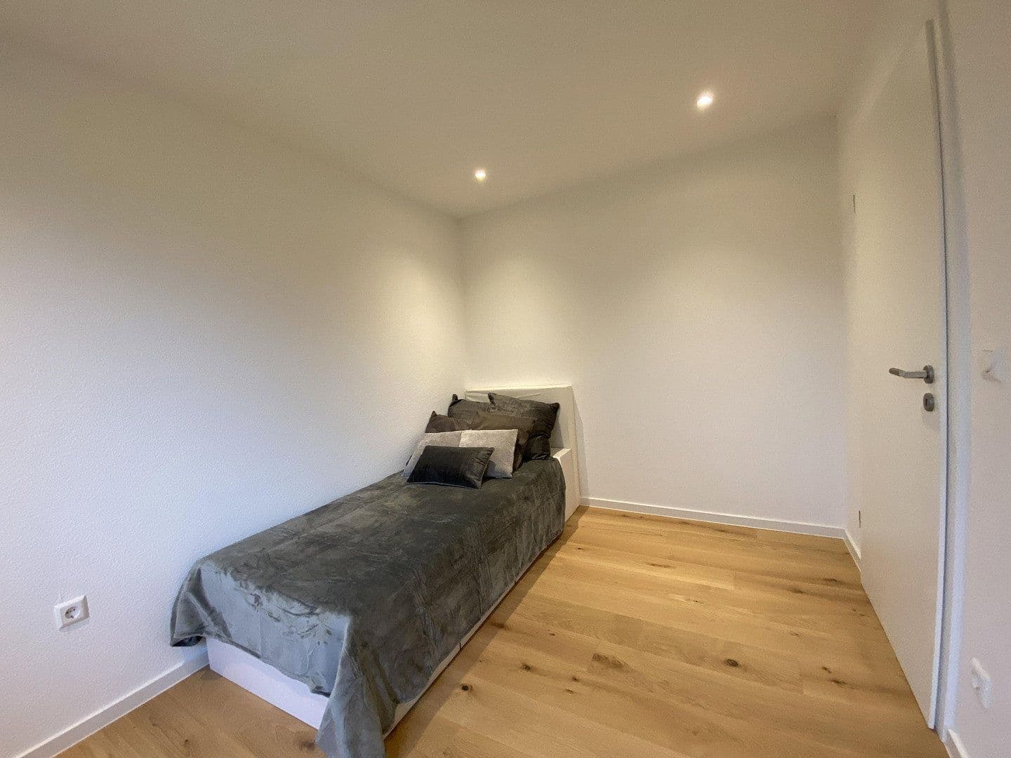 2 bedroom with open-plan kitchen flat for sale, 86 m², Abstatt, Baden-Württemberg 2 bedroom with open-plan kitchen flat for sale, 86 m², Abstatt, Baden-Württemberg